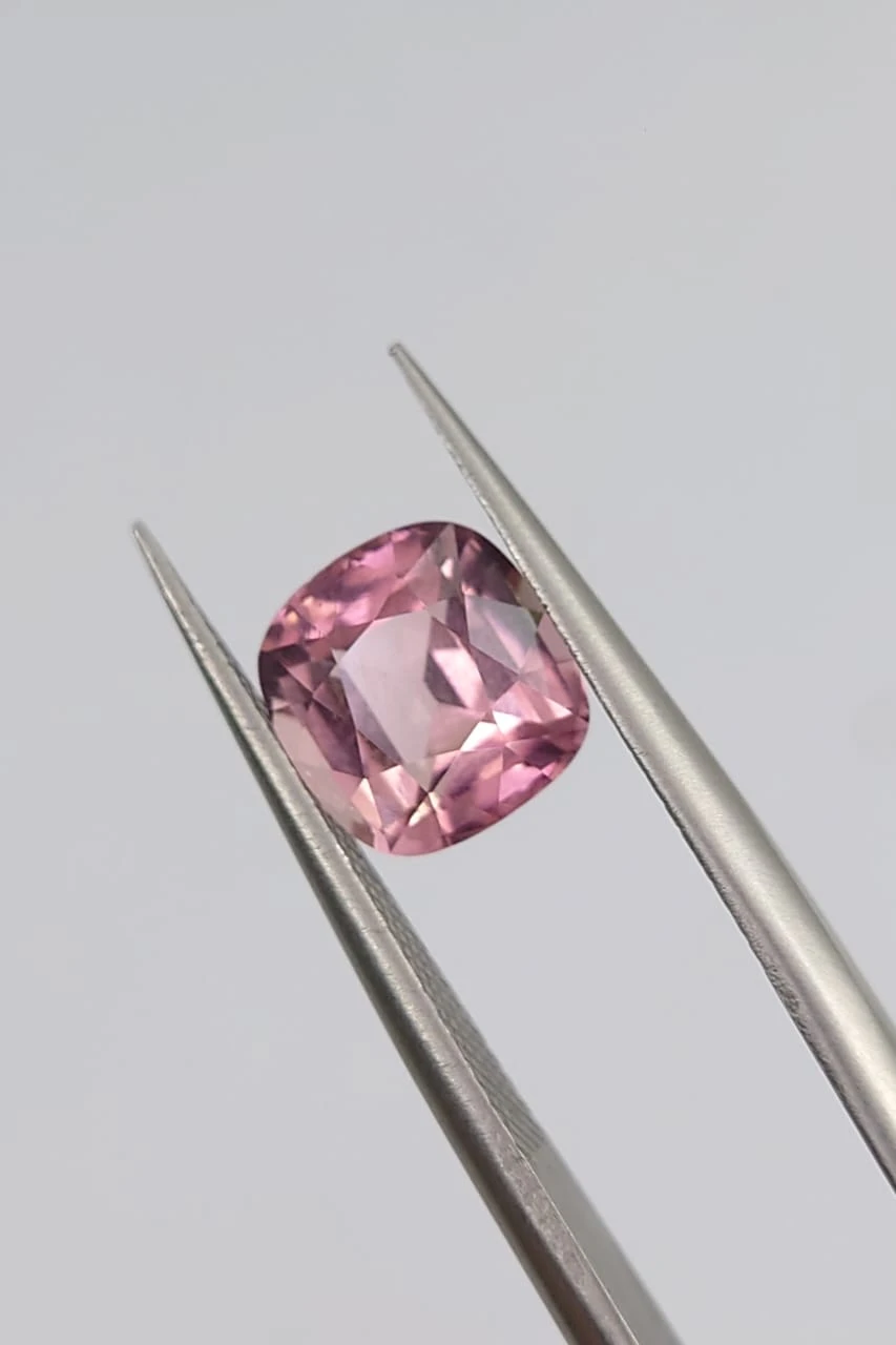 2.05ct Natural Pink Tourmaline Cushion Cut Loose gemstone From  Afghanistan — view 2